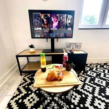 Apartamento The New-Yorker - Hyper Centre- 2Mn Gare Sncf - Wi-Fi Netflix Gratuit Niort Exterior foto